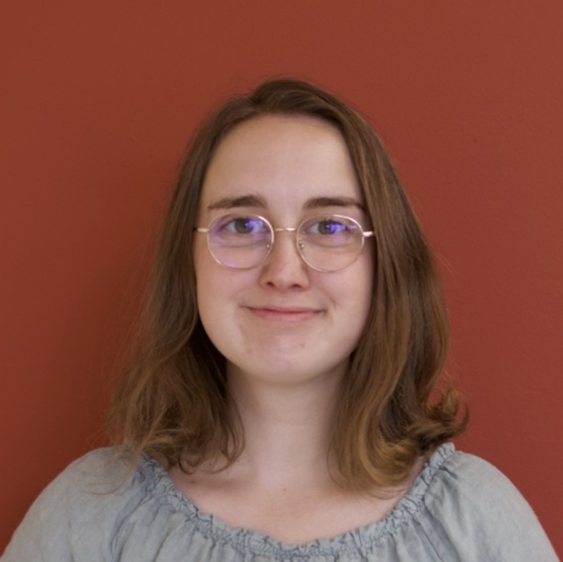 Mya Torres, 
Doula et professeure de yoga